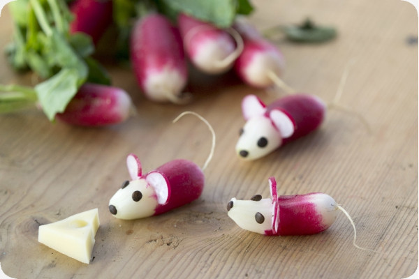 Organic Radishes - French Breakfast