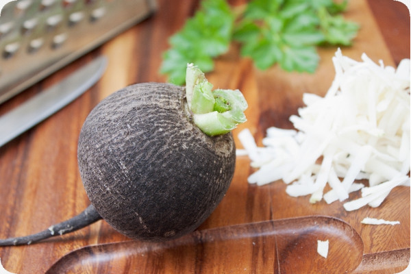 Organic - Black Spanish Radish
