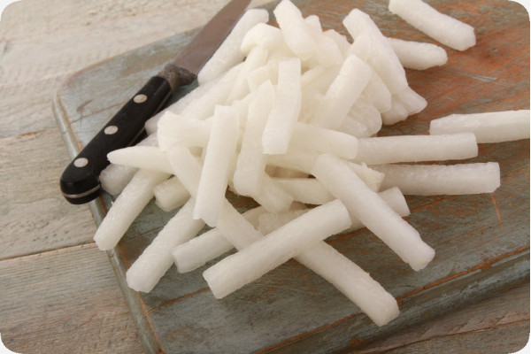 Organic - Radish - Japanese Daikon